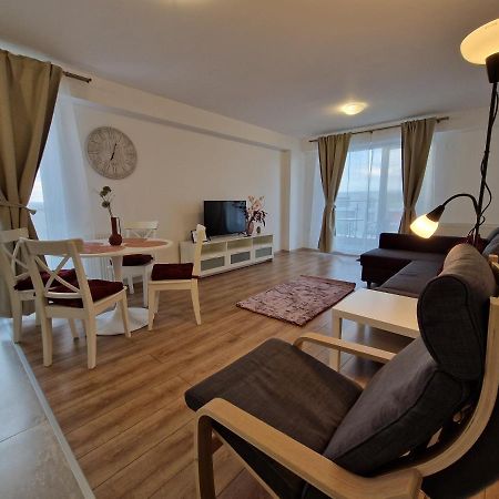 Sky Airport Residence Otopeni Eksteriør bilde